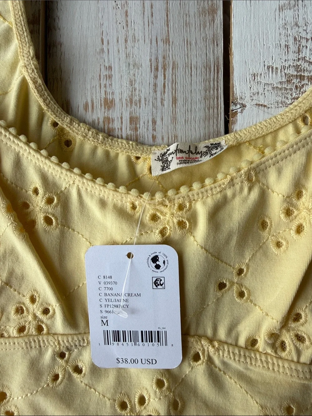 Free People Full Bloom Eyelet Cami Size M Banana Cream NWT - Picture 2 of 3